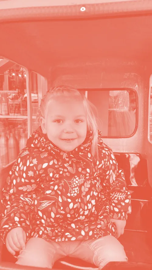 231103 1 231103 2 231103 3 Tiia Terrakotta 03